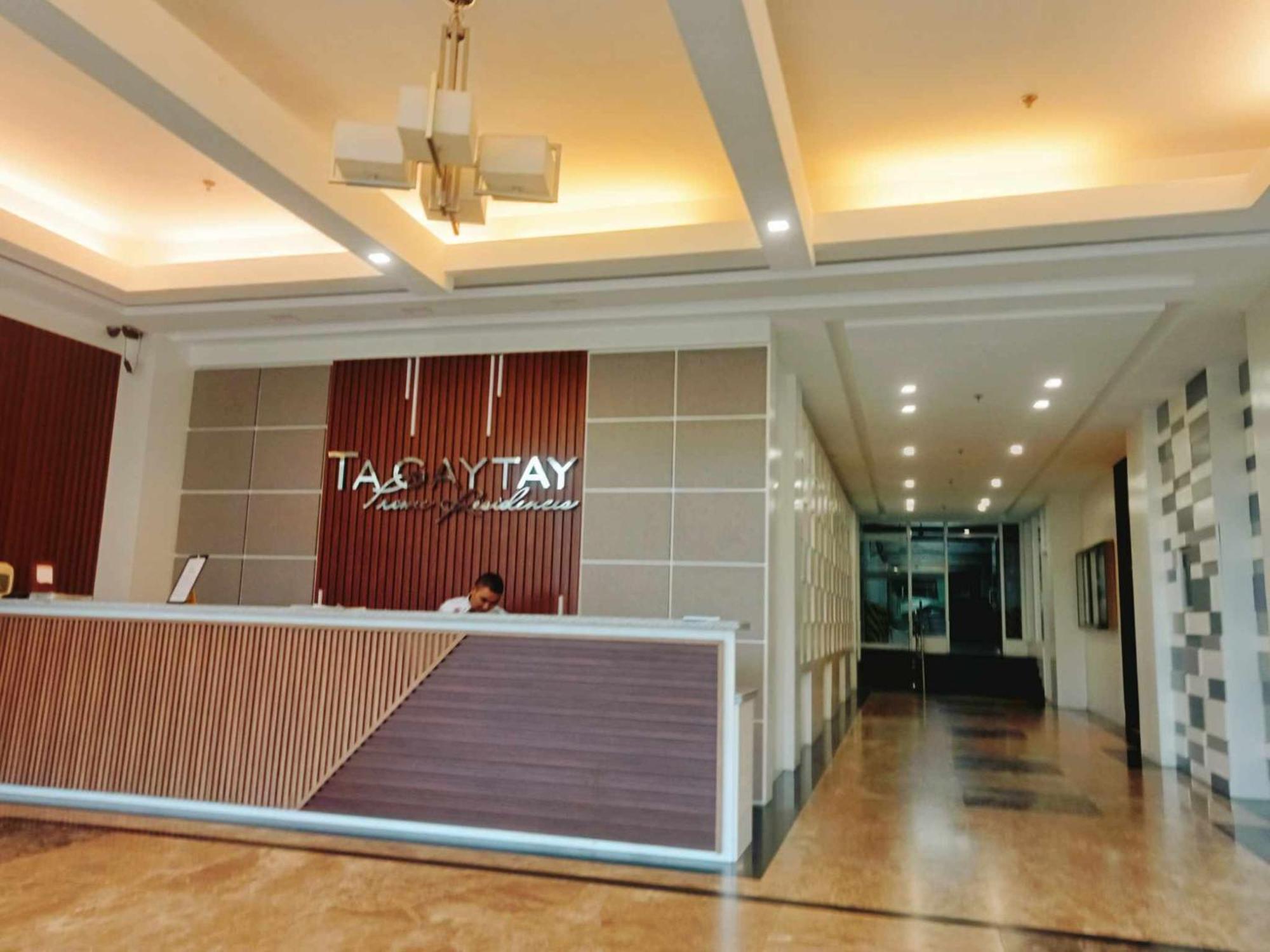 Cityland Tagaytay Taal Lake View City View Free Pool Parking Studios With Balcony Are City View タガイタイ エクステリア 写真