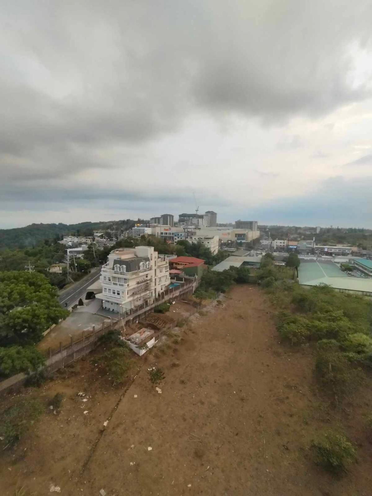 Cityland Tagaytay Taal Lake View City View Free Pool Parking Studios With Balcony Are City View タガイタイ エクステリア 写真
