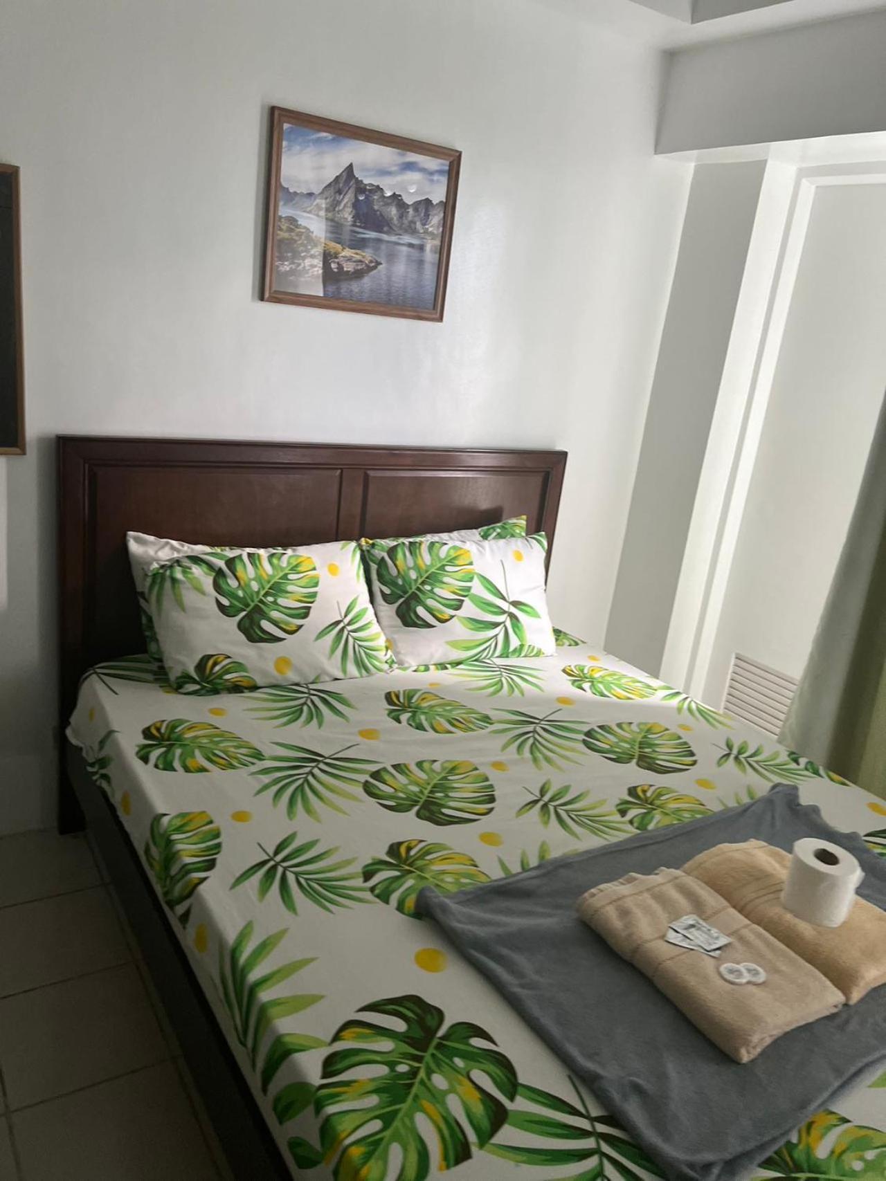 Cityland Tagaytay Taal Lake View City View Free Pool Parking Studios With Balcony Are City View タガイタイ エクステリア 写真