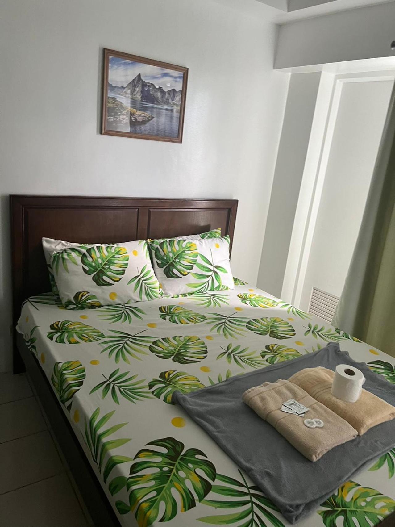 Cityland Tagaytay Taal Lake View City View Free Pool Parking Studios With Balcony Are City View タガイタイ エクステリア 写真